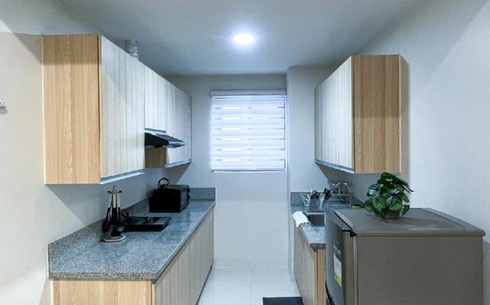 * * * WV 30 Bright 2BR Escape