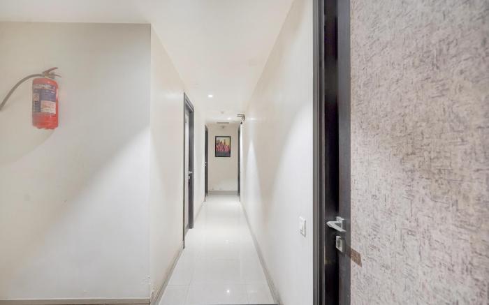 Hotel O Vatva Railway Station Formerly Anmol Palace