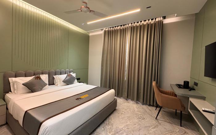 Hotel Mumbai House Pithampur