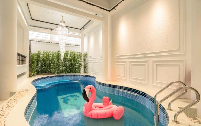 Lux white villa 9 Bedrooms