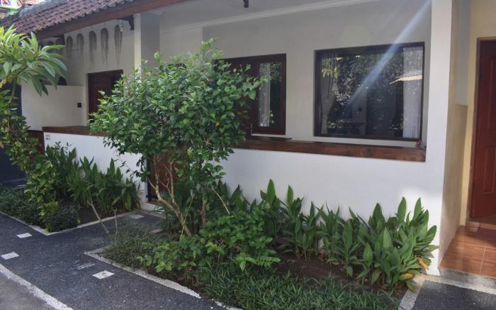 Banana Room Near to Kuta/Legian Beach