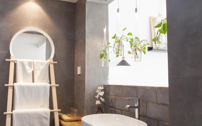 Xian Travelling With Hostel Zhu Que Men