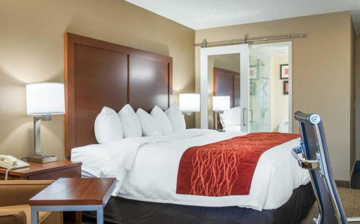 Holiday Inn Express & Suites Eden Prairie – Minneapolis By IHG