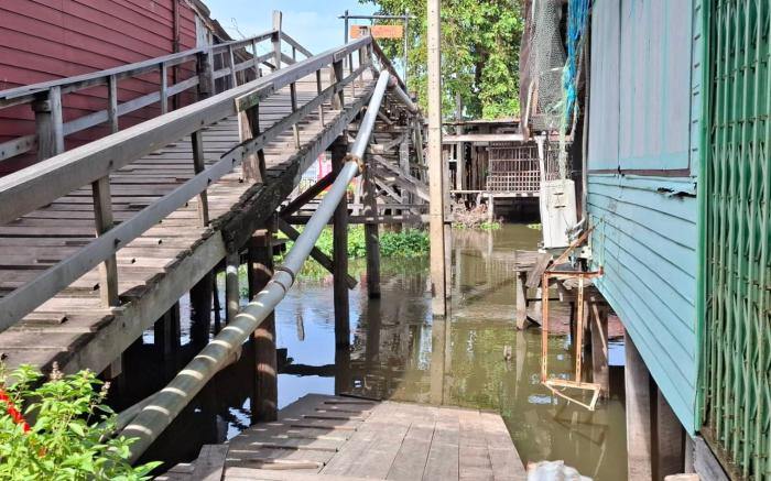 บ้านอำแดงอ่ำ