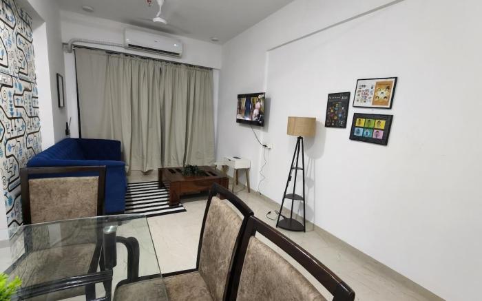 Ivy Urban Cozy 201 (Private 1Bhk) 3 Min Nesco