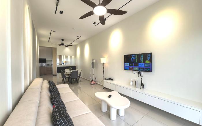 D Aman Infinity Pool and AS Tower View Homestay 05