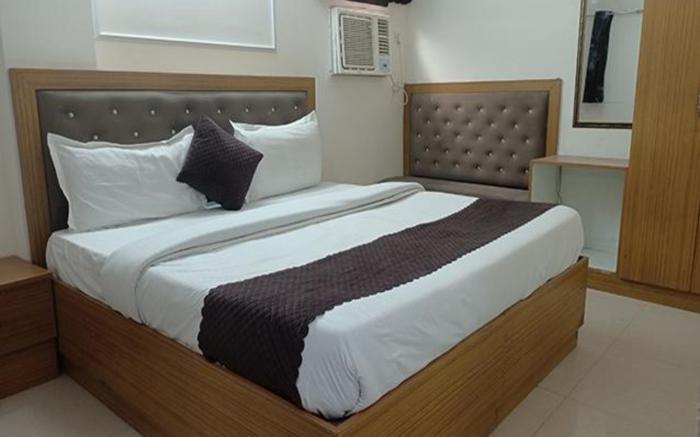 FabHotel The Rivlet Centre