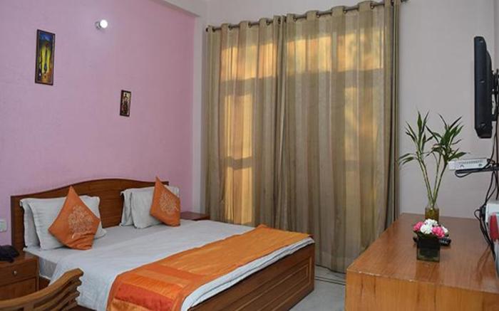 FabHotel The Paradise