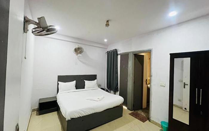 FabHotel Dream Palace IP Extension