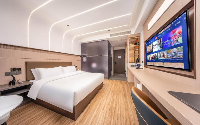 Yuan Atour Hotel (Yiwu Airport High-speed Railway Station)