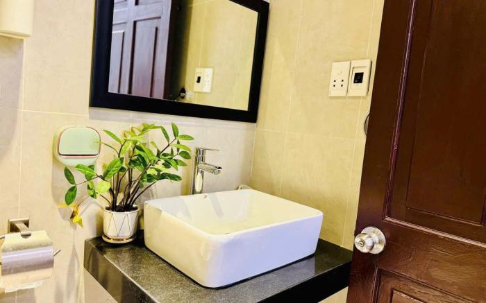 The L'anmien Saigon Apartment Service & Hostel