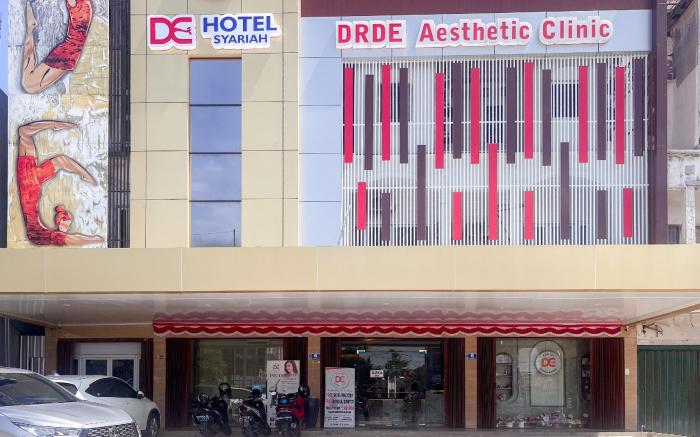 Urbanview near Syamsudin Noor Airport