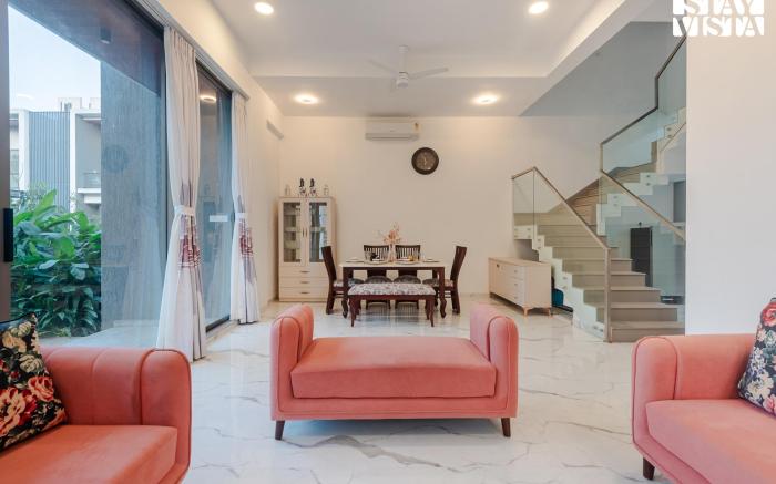 StayVista at Tranquil Crest