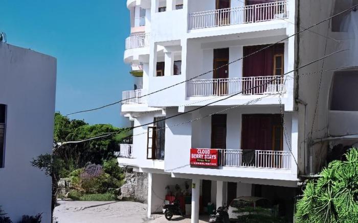 The Cloudberry Stays