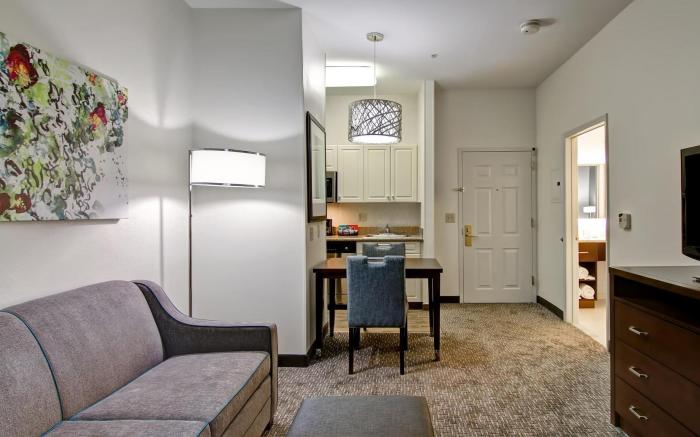 Homewood Suites by Hilton Newark-Cranford