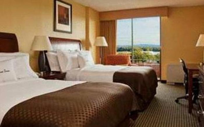 DoubleTree by Hilton Hotel Syracuse