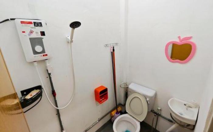 J玖月舒苑温馨大床房带空调风扇独立卫生间5803