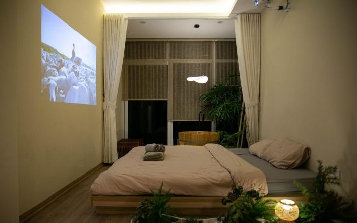 Home. Homestay - Japandi Lightwood Room 1