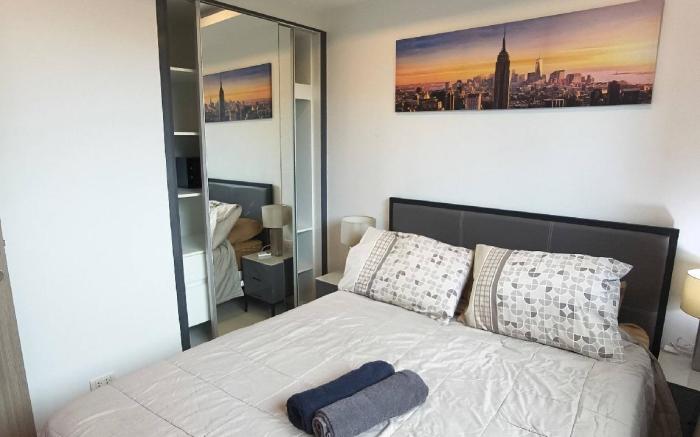 Luxurious Pattaya Apartment with Pool Access