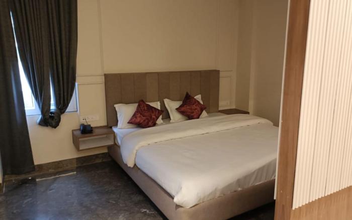 Hotel O Lakshmi Krishna Banquet