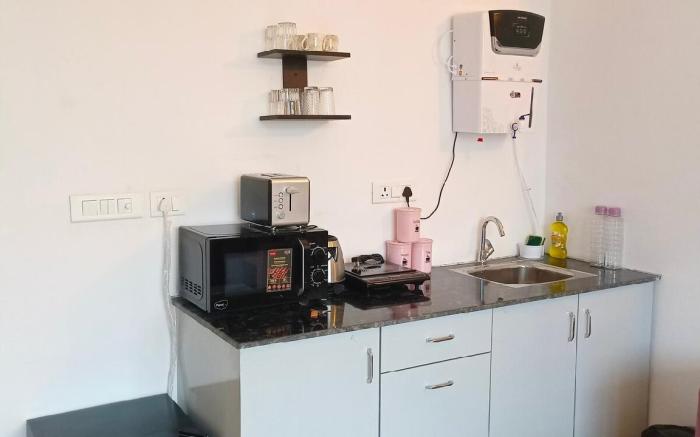 Naple Stays - The Spectrum of Comfort