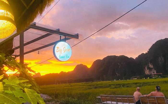 Big joint hostel tam coc