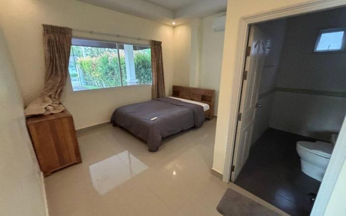 Gmob Pool Villa Resort