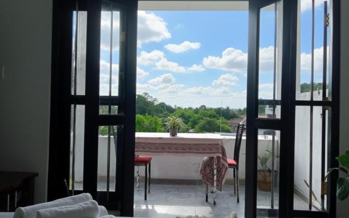 Hikka Breeze villa apartment