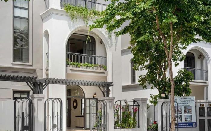 Gem Villa Palm City, 5 bedrooms, 7 beds, karaoke