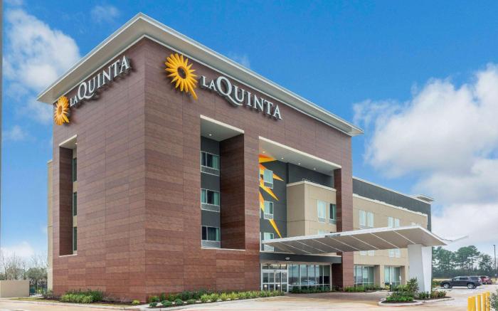 La Quinta Inn and Suites by Wyndham Houston Spring South