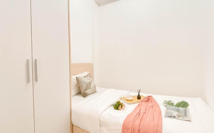 Standard 2BR at Vittoria Residence By Travelio