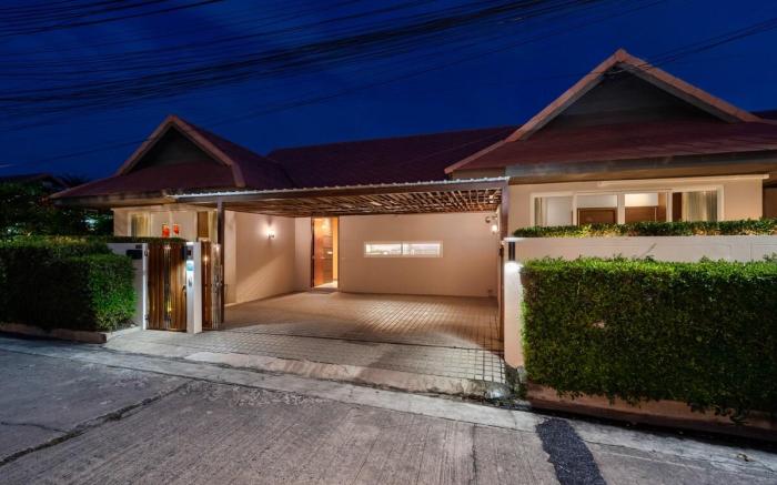 The Ville Pool Villa 4BR/Karaoke