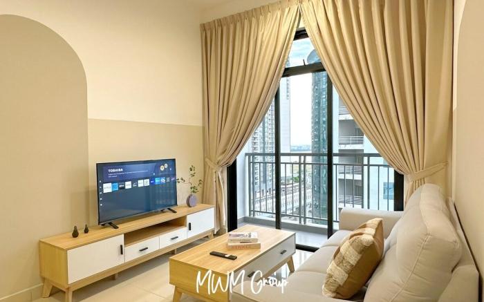 Meldrum Height | Urban Joy Walkable to CIQ