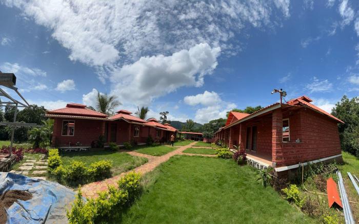  Redstone Naturestay Resort Khopoli