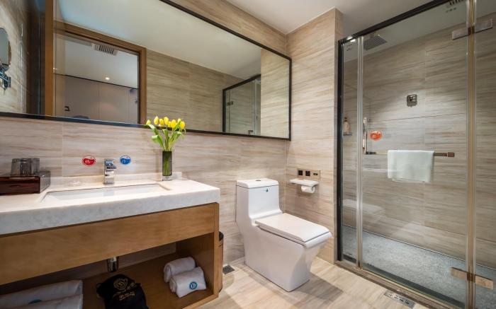 Baole City Hotel (Haiya Mixc Xin'an Park Branch)