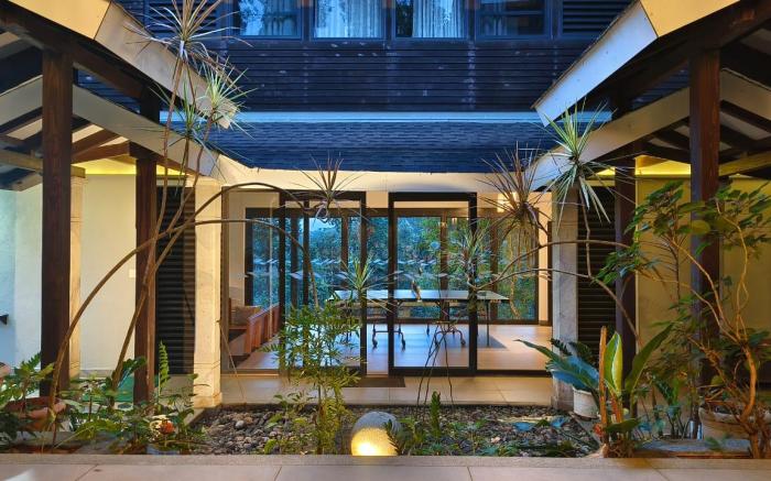 Cascade Villa by Z Vacations