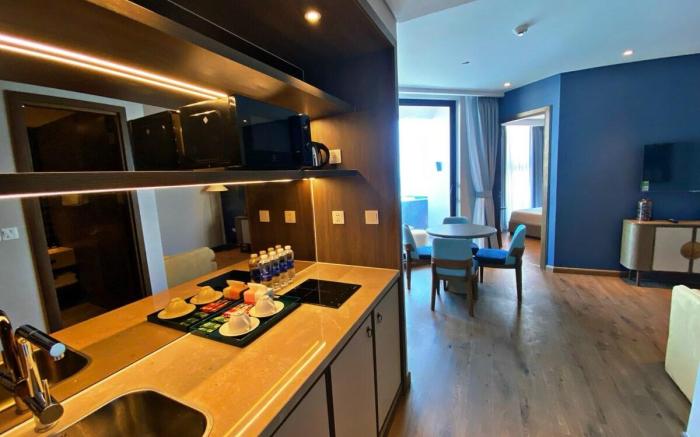 Penthouse tầng thượng 2PN hồ bơi riêng 