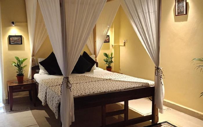 Mandrem Hill View Apt R1