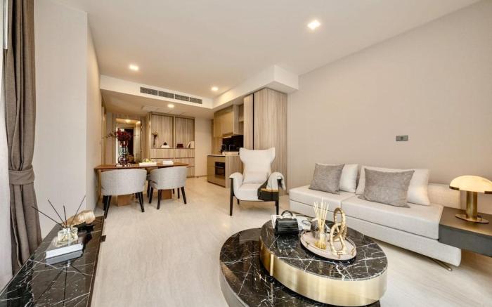 Stylish 2BR/2BA Suite in the Heart of Sukhumvit