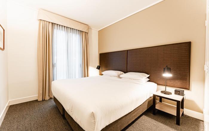 Chic 1-Bed in East Melbourne with Gym & Pool