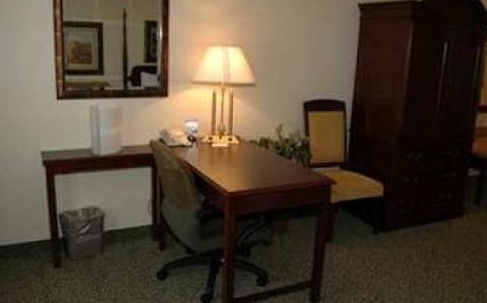 Hampton Inn & Suites Legacy Park-Frisco