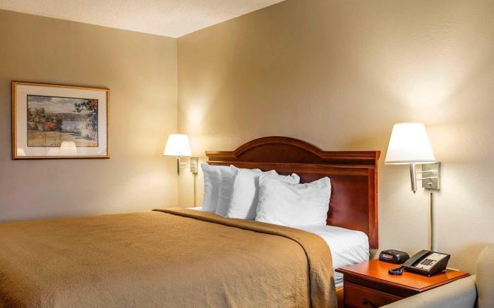 Quality Inn Airport - Southeast