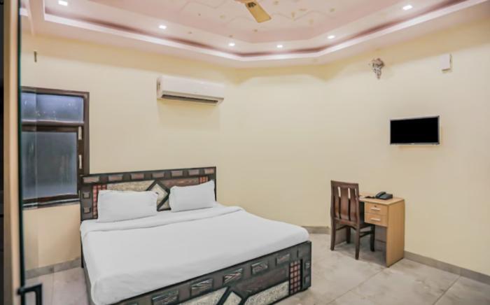 Raj Residency Near Govindpuri Metro