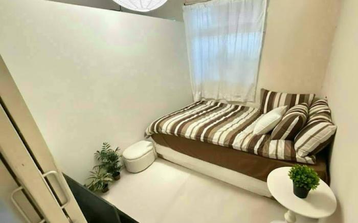 K［奶油在奶茶裡］用奶油風包圍你的心|信義昆陽捷運站旁窗戶陽光漂亮冷氣房|挑高舒適兩站台北101