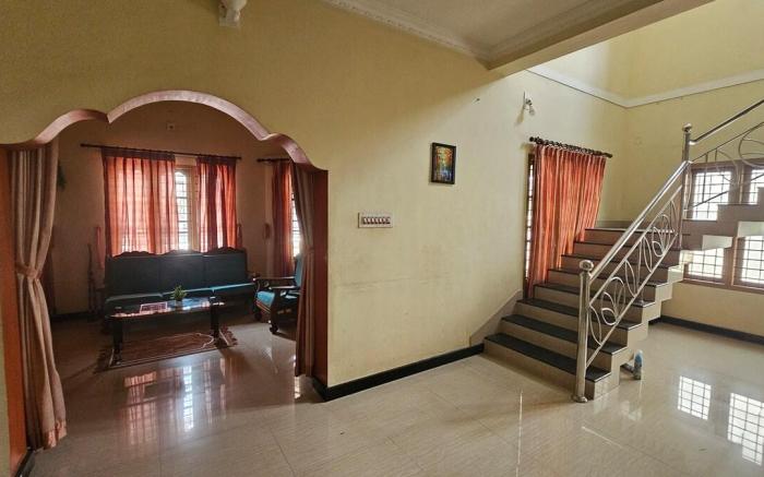 Singh's Villa - 3BHK, AC House,Near Cochin Airport