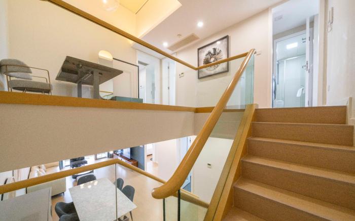 Tyms Luxury 3BR Duplex Apartment Xujiahui