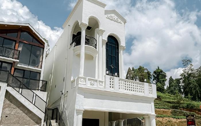 Grand House Nexura Collection