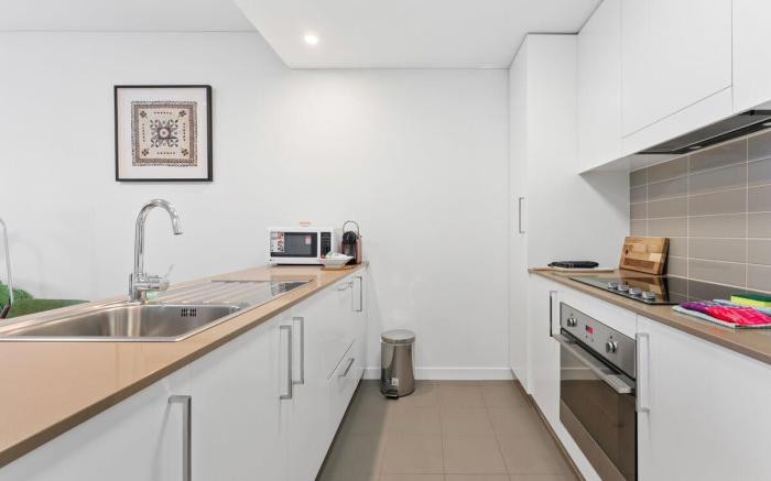 Tranquil 1-Bed Apartment with Courtyard, Pool, BBQ