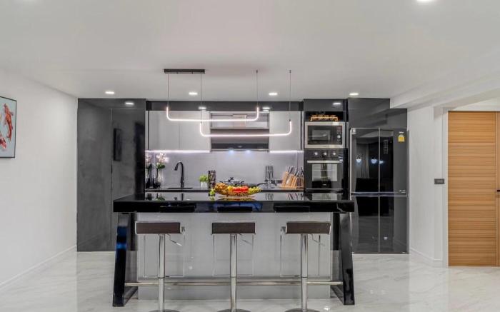 Pattaya Jomtien Beach 4 Bedroom 5 Bathroom 