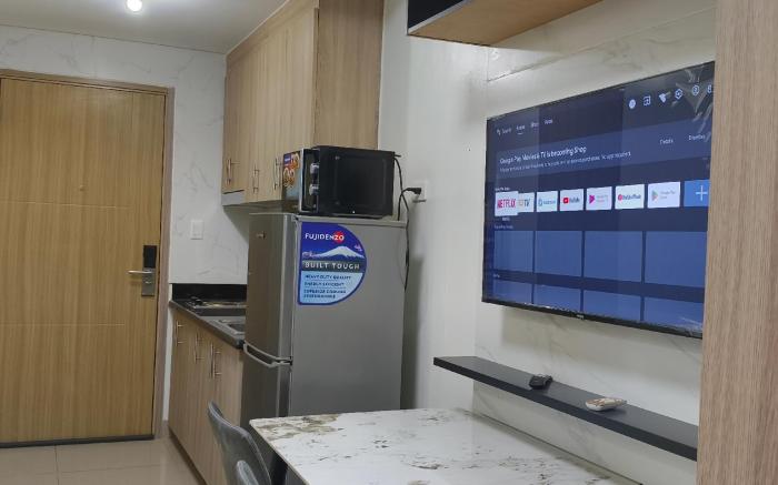 shore residences by lady M